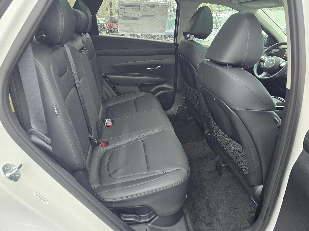new 2025 Hyundai TUCSON Hybrid car, priced at $36,837