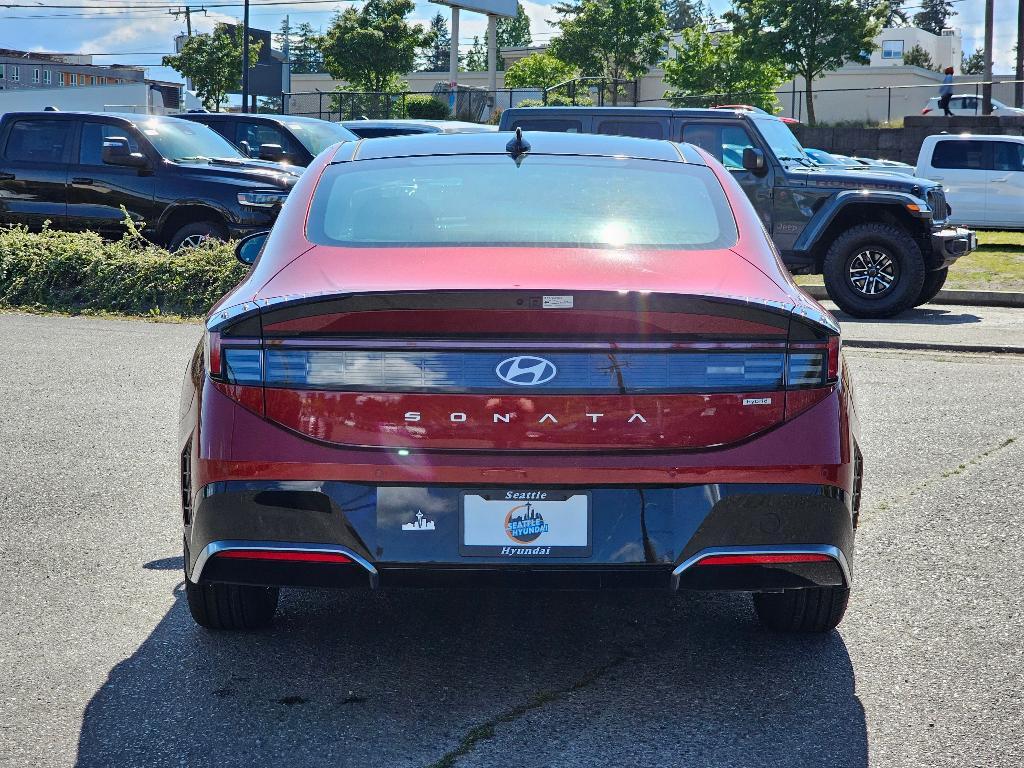new 2025 Hyundai Sonata Hybrid car, priced at $37,741