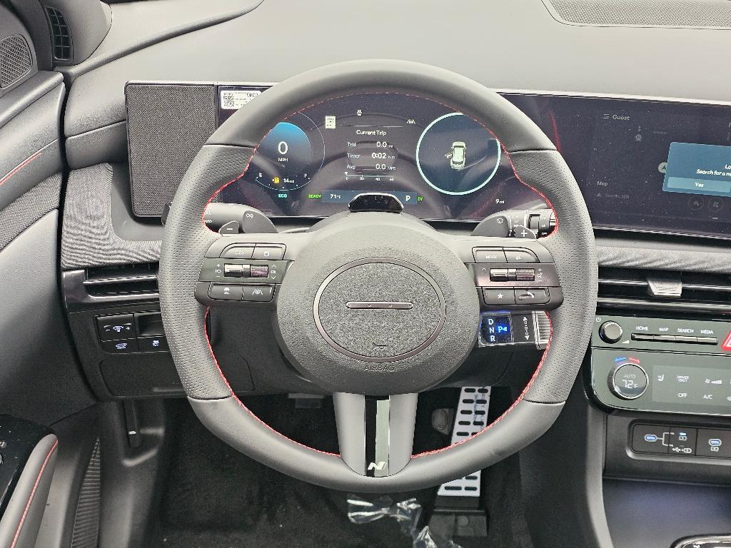 new 2025 Hyundai TUCSON Hybrid car, priced at $31,933