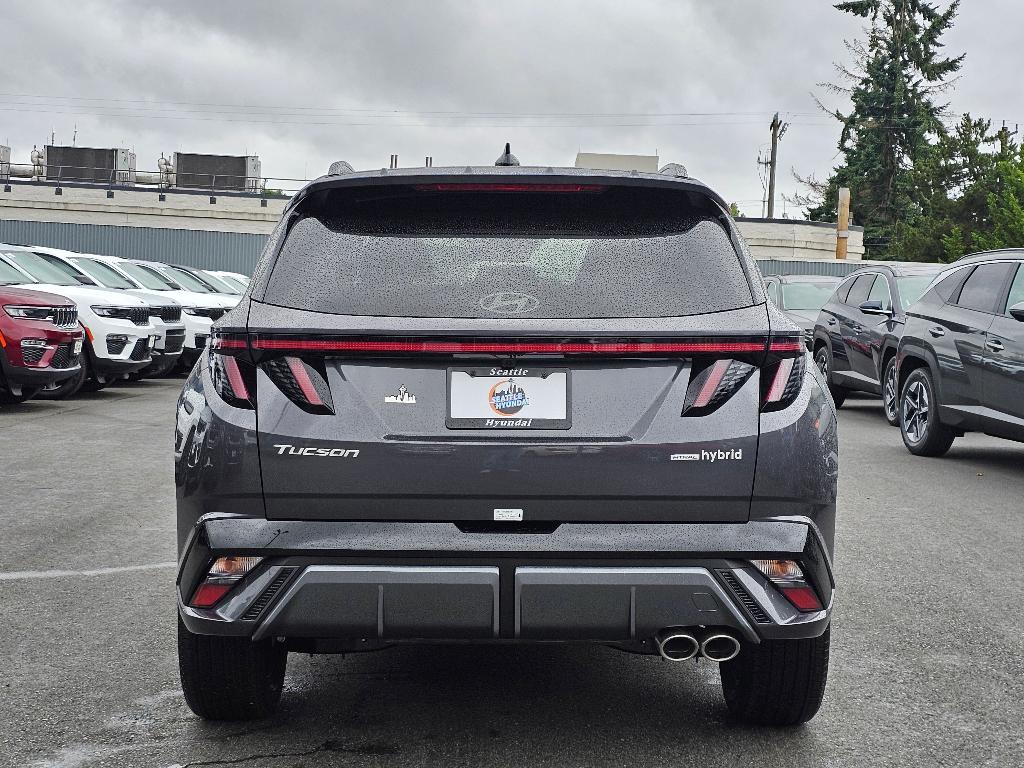 new 2025 Hyundai TUCSON Hybrid car, priced at $31,933