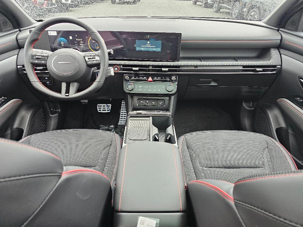 new 2025 Hyundai TUCSON Hybrid car, priced at $31,933