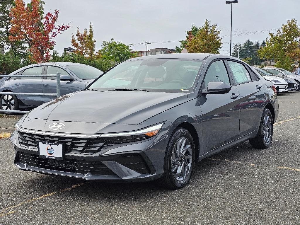 new 2025 Hyundai ELANTRA HEV car, priced at $23,043