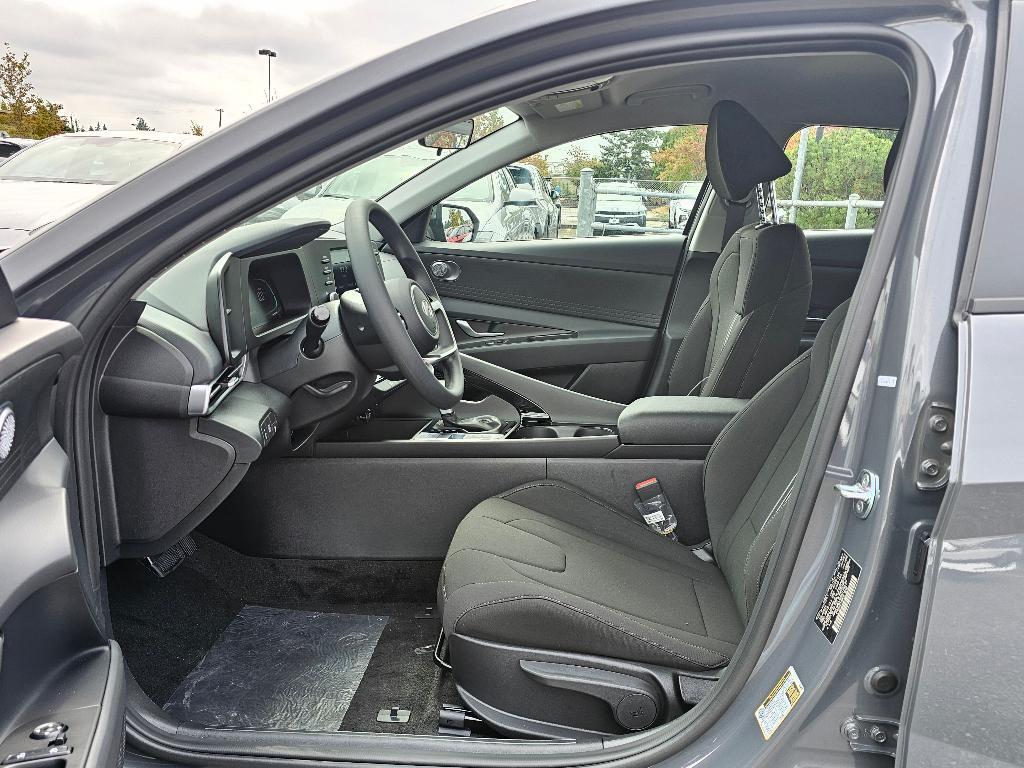 new 2025 Hyundai ELANTRA HEV car, priced at $23,043