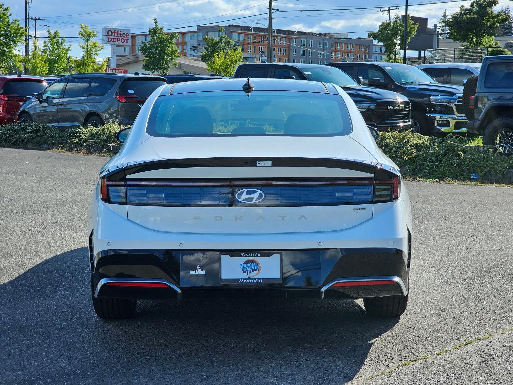 new 2025 Hyundai Sonata Hybrid car, priced at $37,840