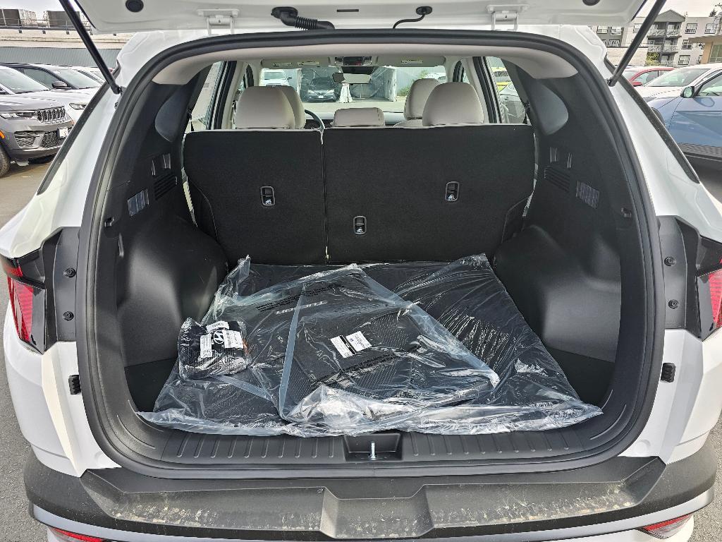 new 2025 Hyundai Tucson car, priced at $30,452