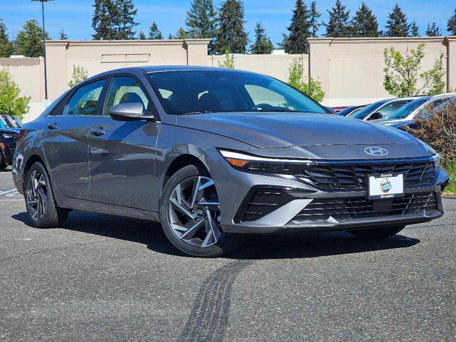 new 2024 Hyundai Elantra car, priced at $24,833