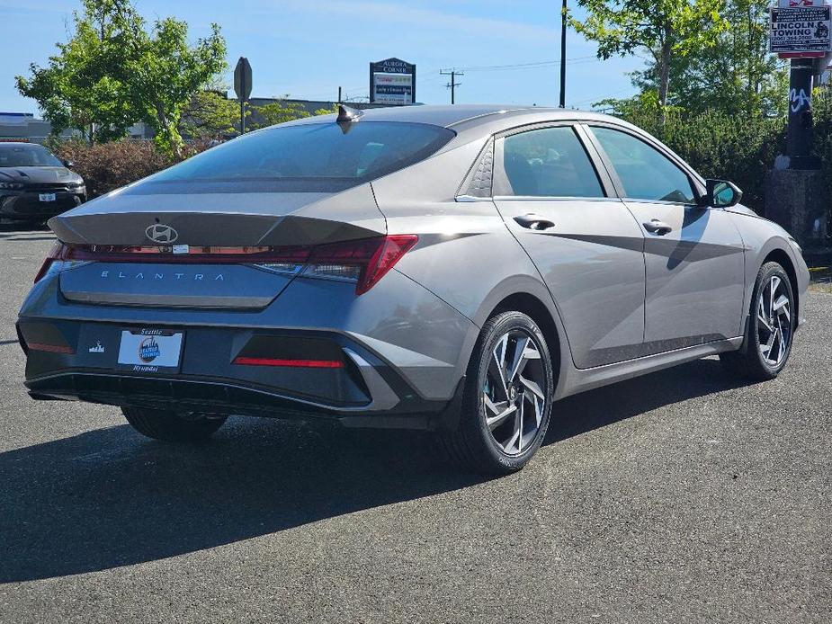 new 2024 Hyundai Elantra car, priced at $21,560