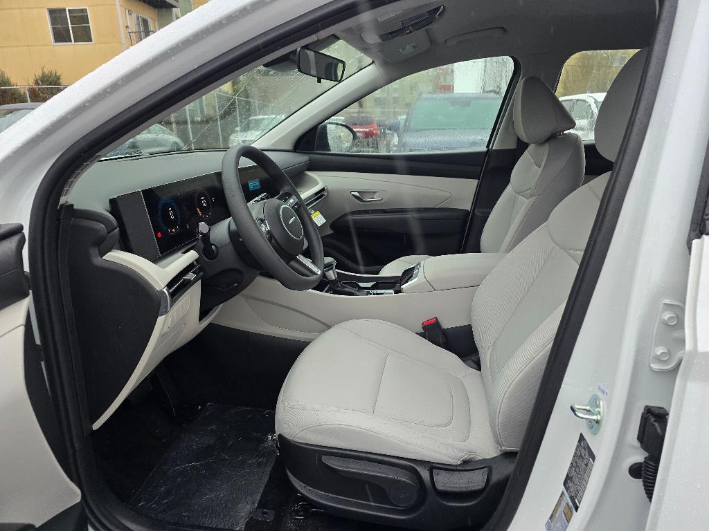new 2025 Hyundai Tucson car, priced at $30,086