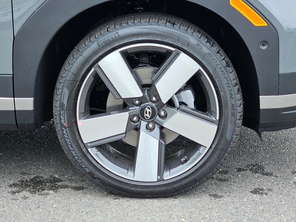 new 2025 Hyundai SANTA FE HEV car, priced at $44,480