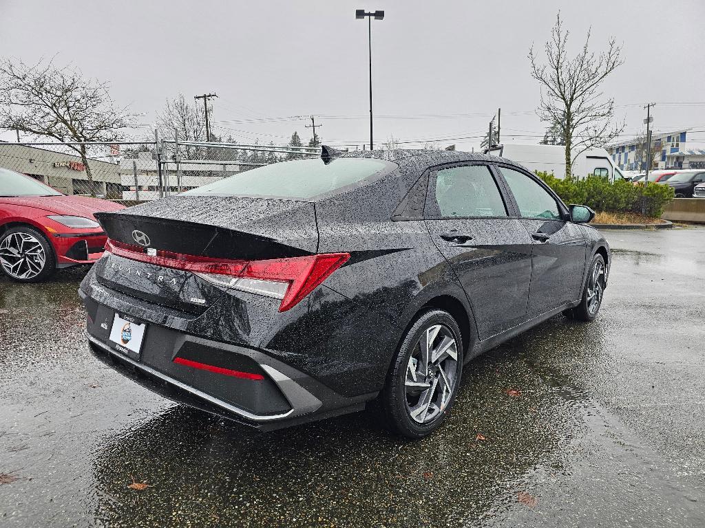 new 2025 Hyundai Elantra HEV car, priced at $28,131