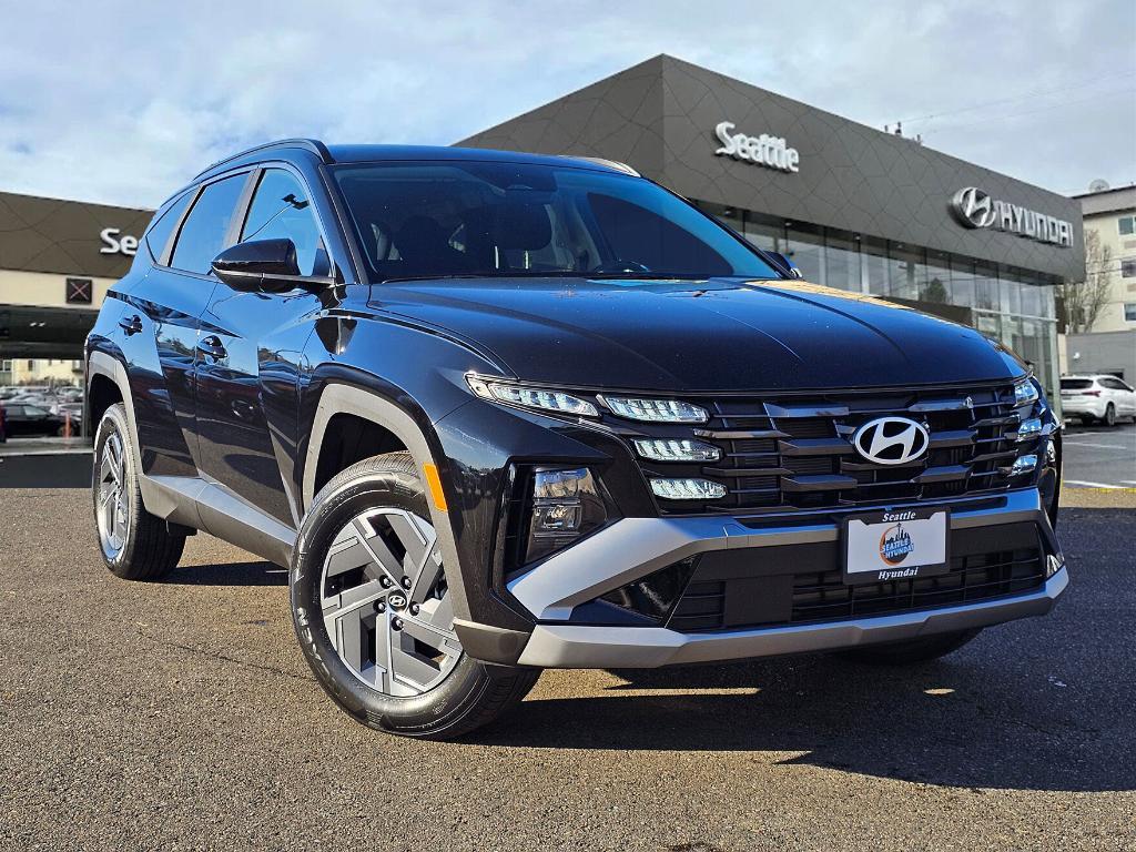 new 2025 Hyundai TUCSON Hybrid car, priced at $33,592