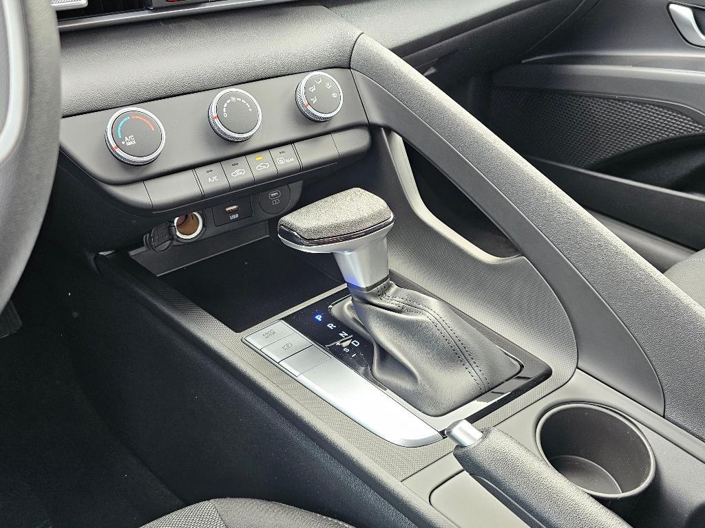 new 2025 Hyundai Elantra car, priced at $19,973