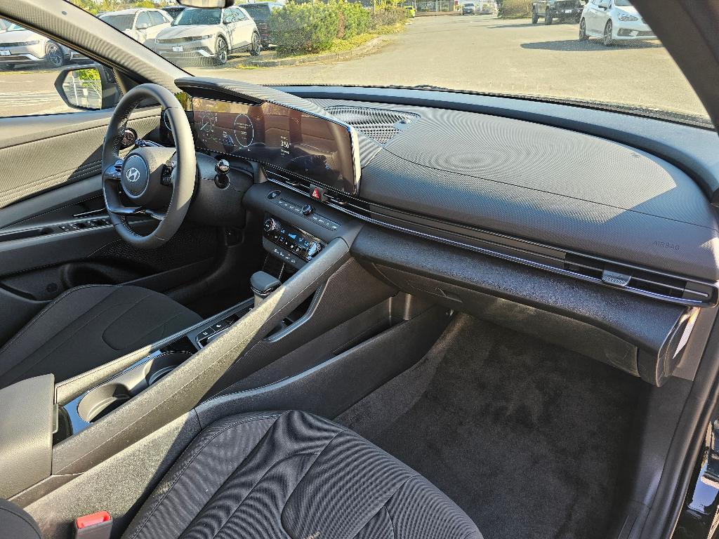 new 2025 Hyundai ELANTRA HEV car, priced at $27,462