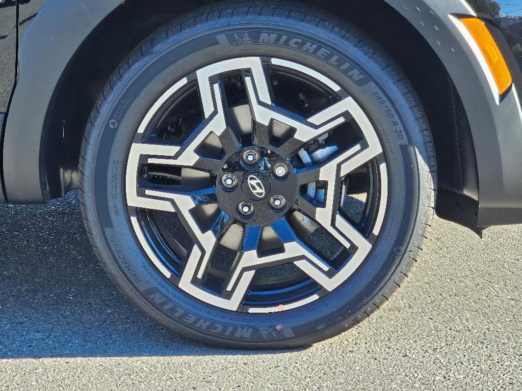 new 2025 Hyundai SANTA CRUZ car, priced at $38,528