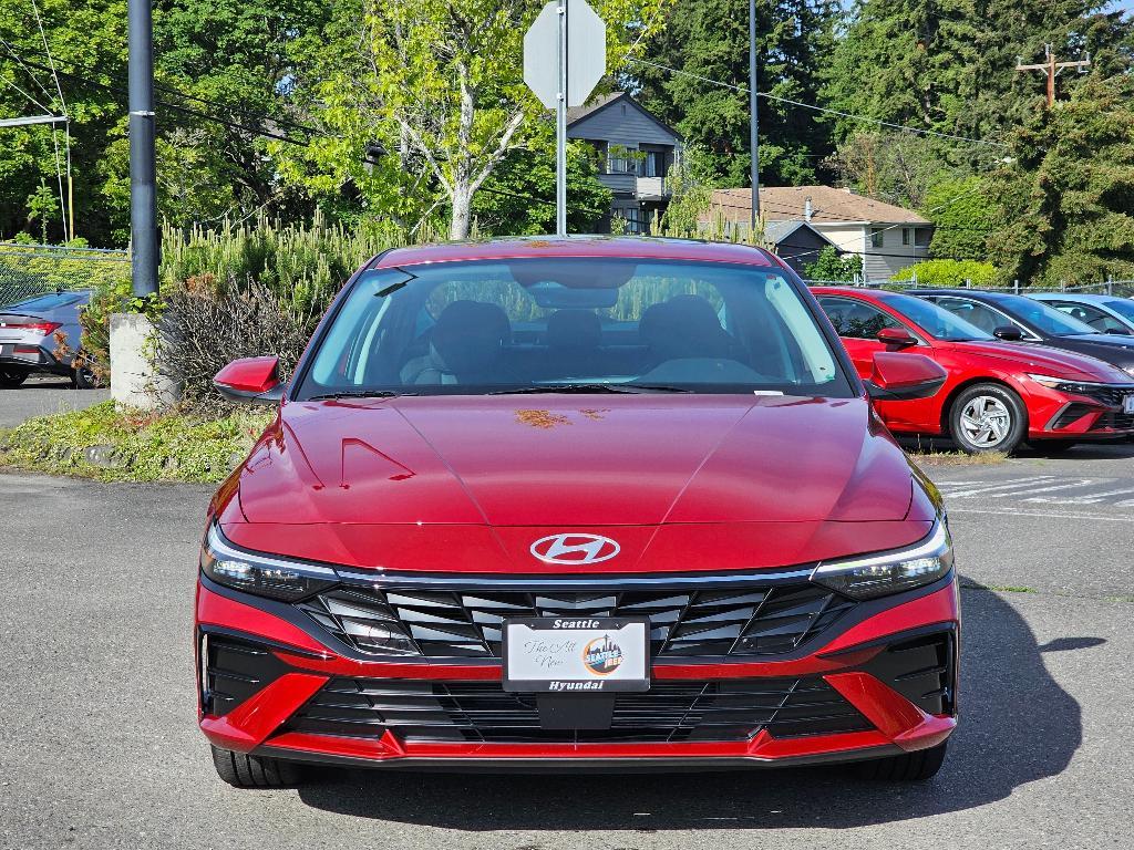 new 2025 Hyundai Elantra car, priced at $27,096