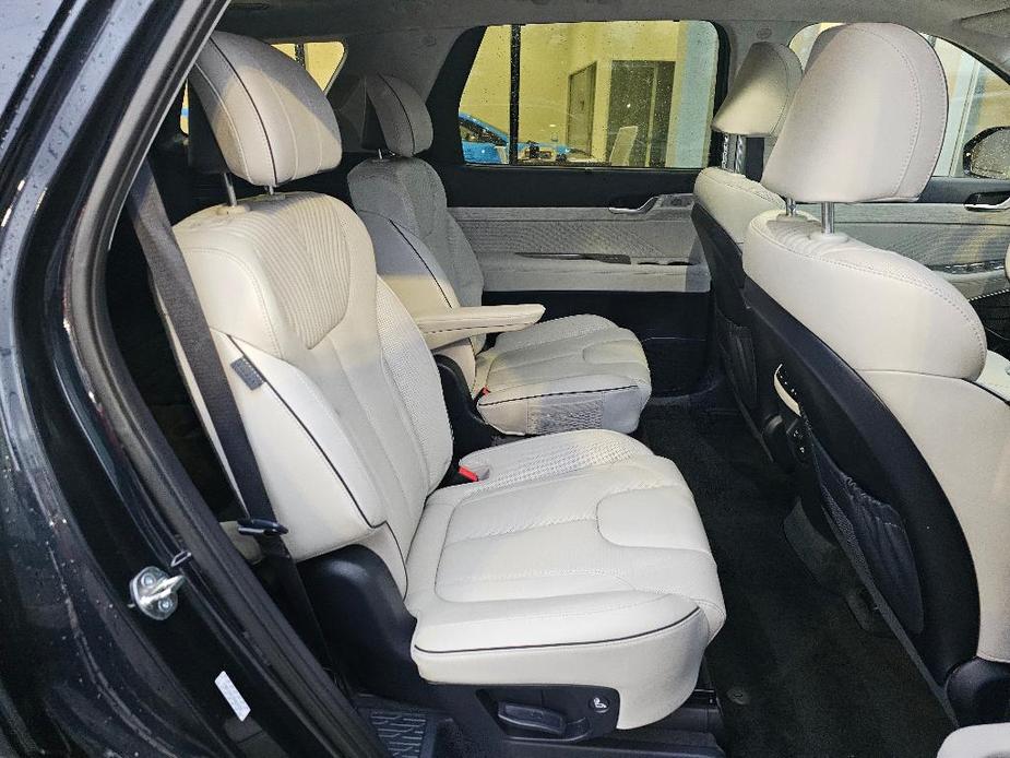 used 2024 Hyundai Palisade car, priced at $47,142