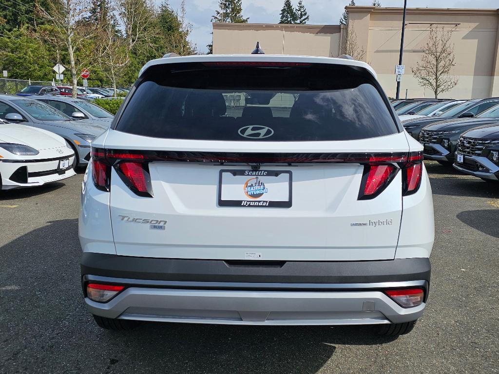 new 2025 Hyundai TUCSON Hybrid car, priced at $33,900