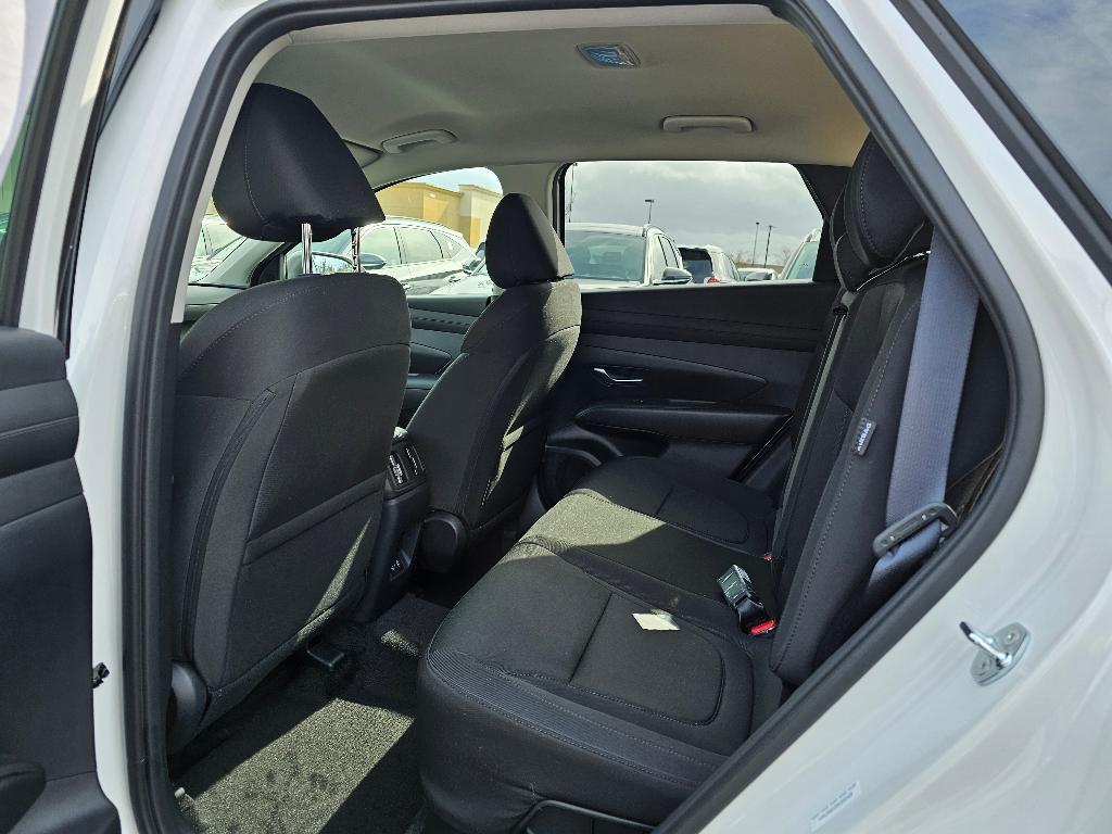 new 2025 Hyundai TUCSON Hybrid car, priced at $33,900