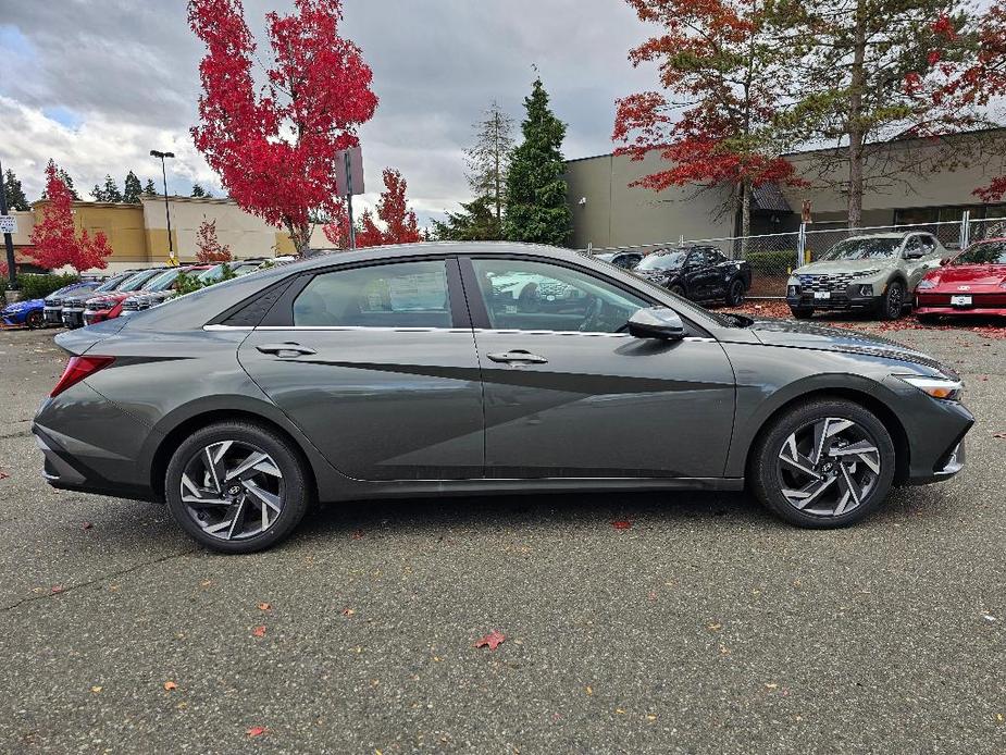 new 2025 Hyundai Elantra car, priced at $26,425