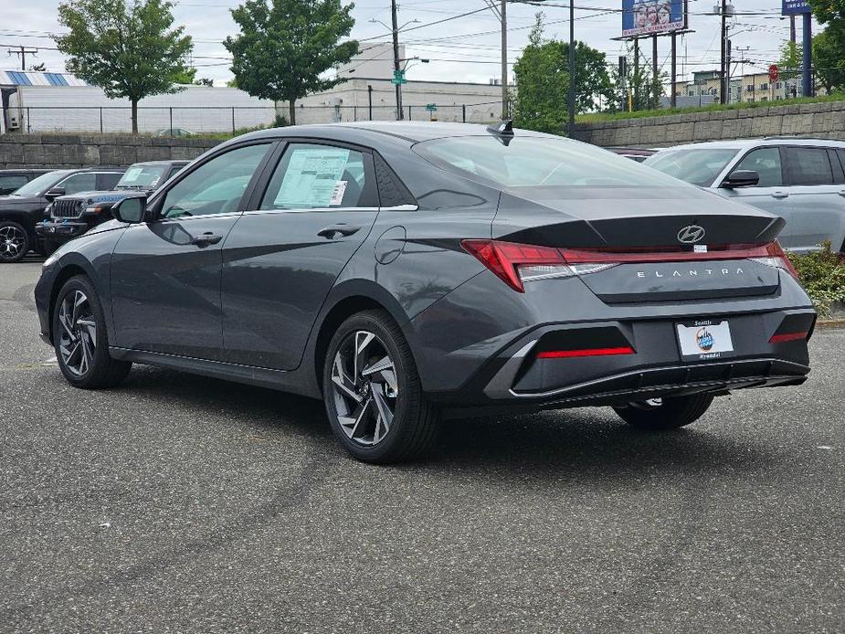 new 2024 Hyundai Elantra car, priced at $23,555