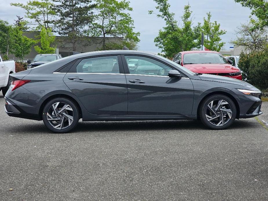 new 2024 Hyundai Elantra car, priced at $23,555