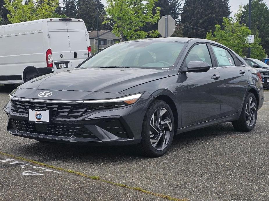 new 2024 Hyundai Elantra car, priced at $23,555