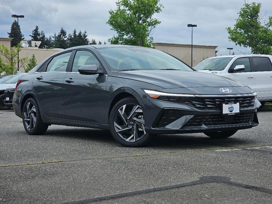 new 2024 Hyundai Elantra car, priced at $23,555