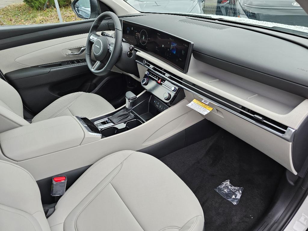 new 2025 Hyundai Tucson car, priced at $34,300