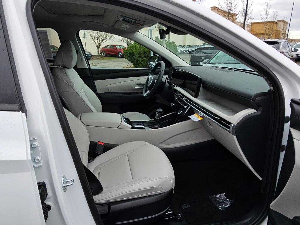 new 2025 Hyundai Tucson car, priced at $34,300