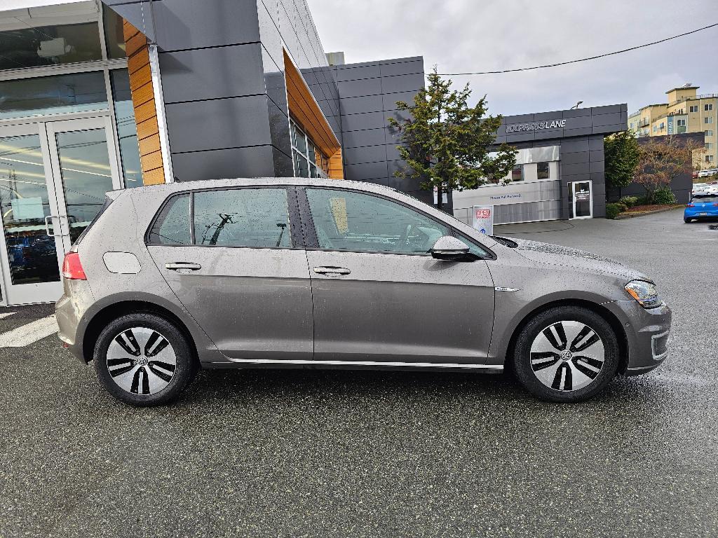 used 2016 Volkswagen e-Golf car, priced at $12,986