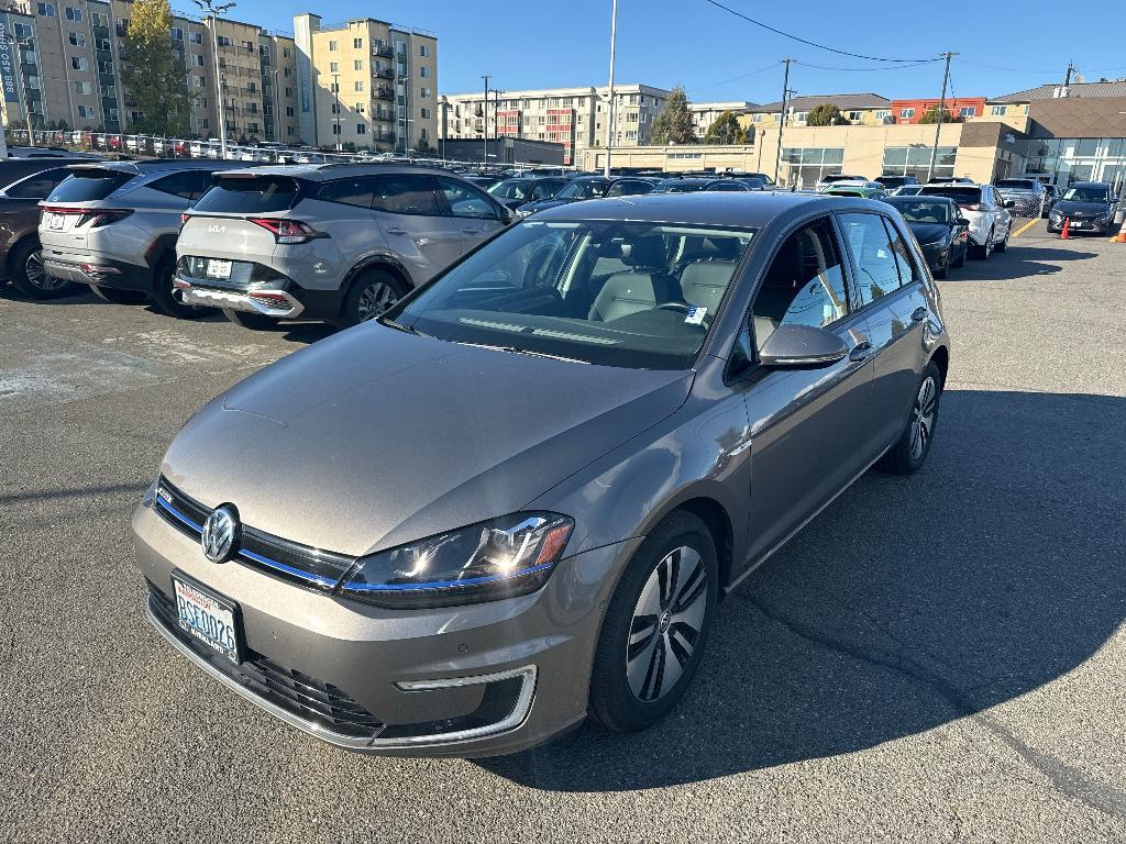 used 2016 Volkswagen e-Golf car, priced at $17,777