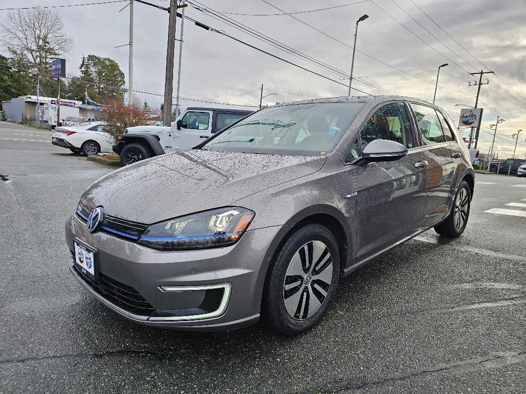 used 2016 Volkswagen e-Golf car, priced at $12,986