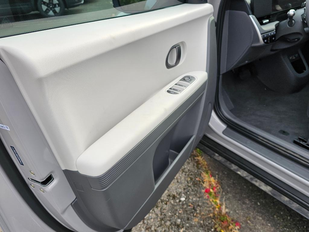 new 2025 Hyundai IONIQ 5 car, priced at $52,970