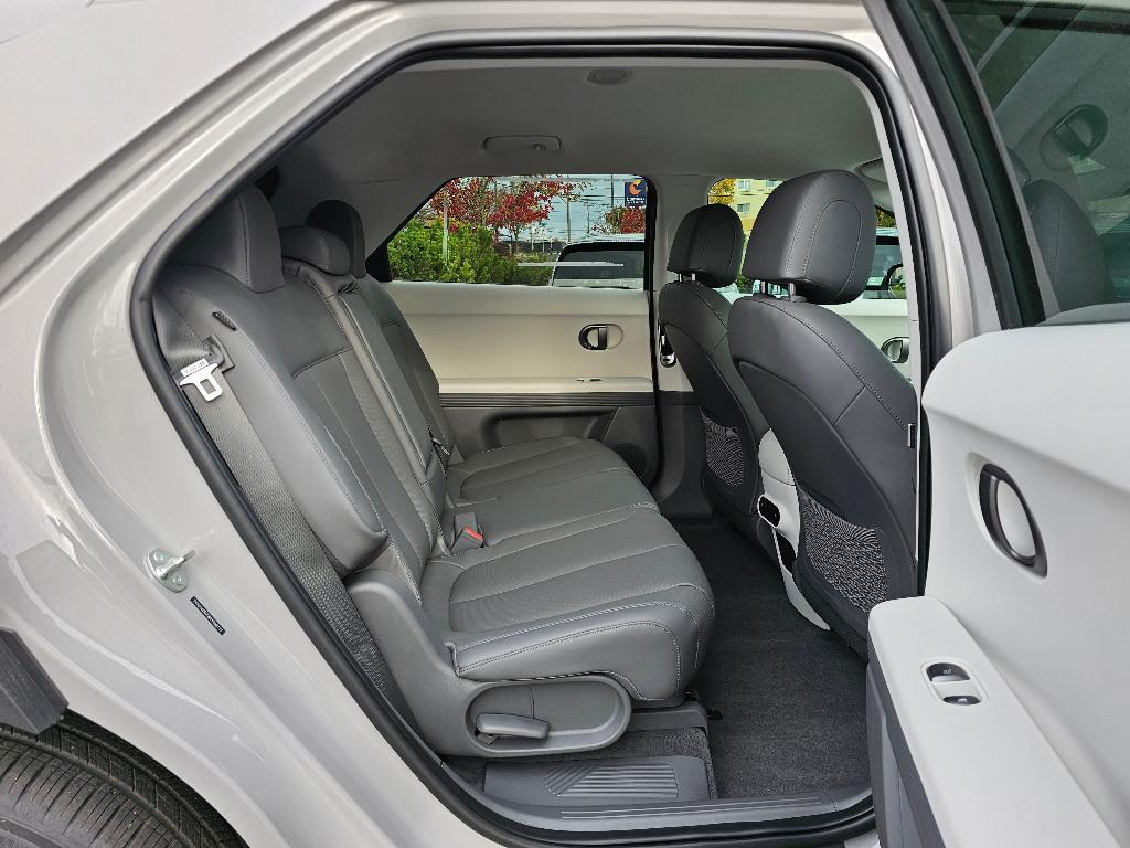 new 2025 Hyundai IONIQ 5 car, priced at $52,970