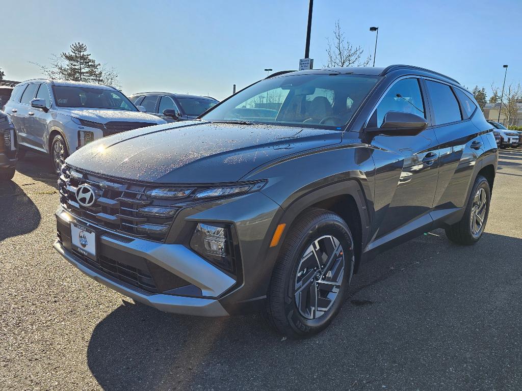 new 2025 Hyundai TUCSON Hybrid car, priced at $33,592