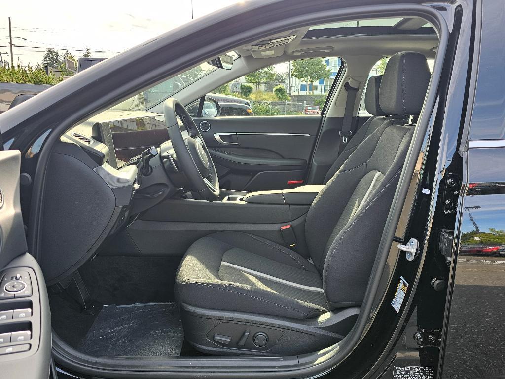 new 2025 Hyundai Sonata car, priced at $30,535