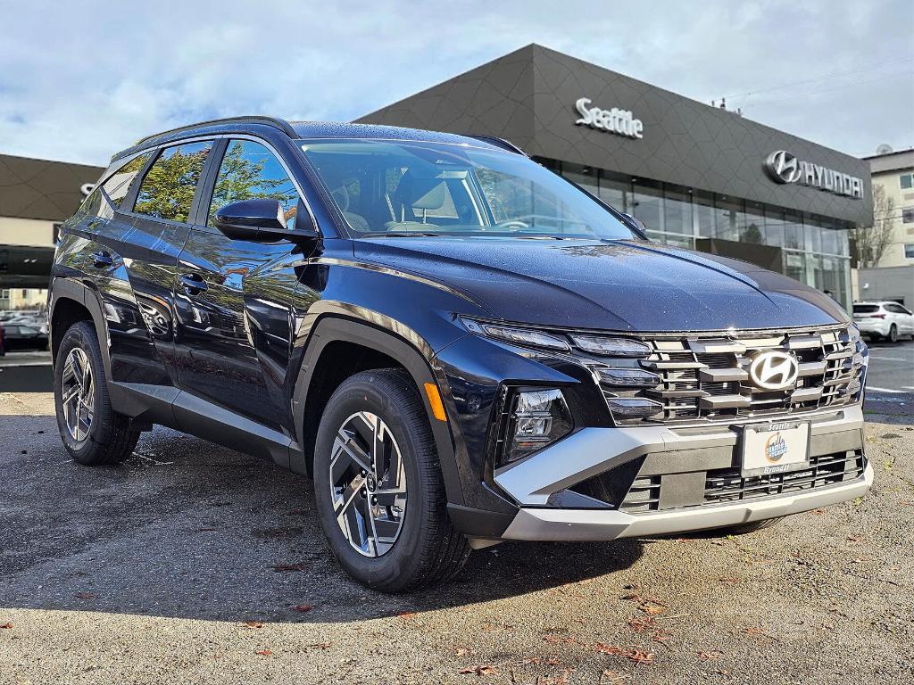 new 2025 Hyundai TUCSON Hybrid car, priced at $33,730