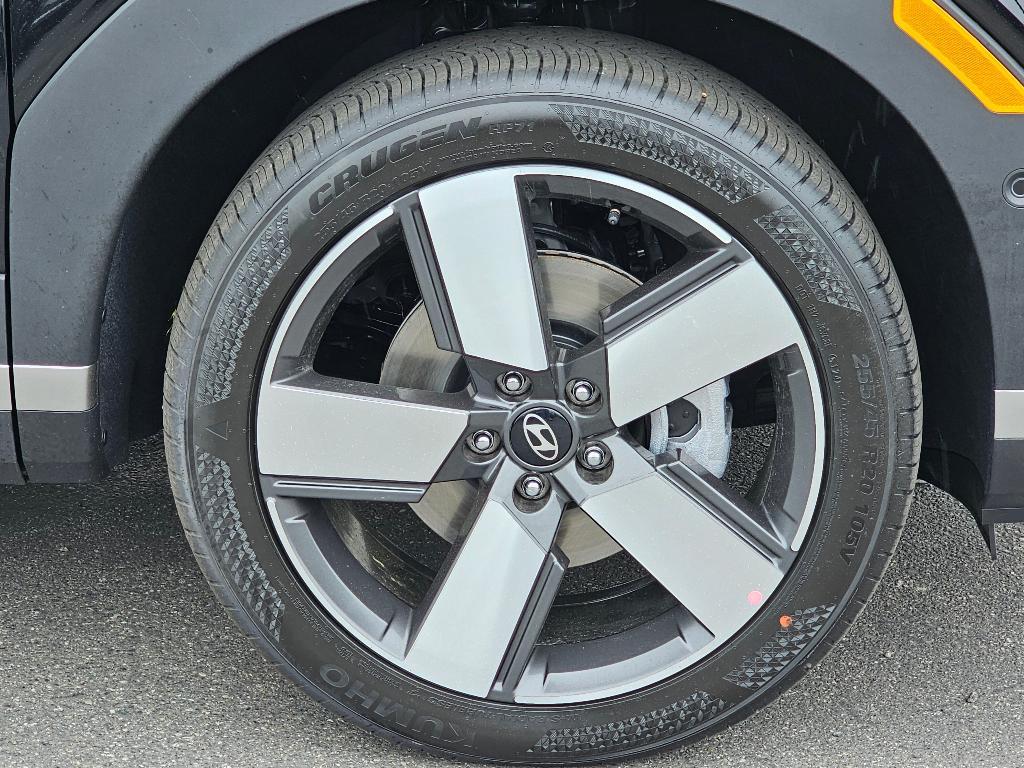 new 2025 Hyundai SANTA FE HEV car, priced at $44,313