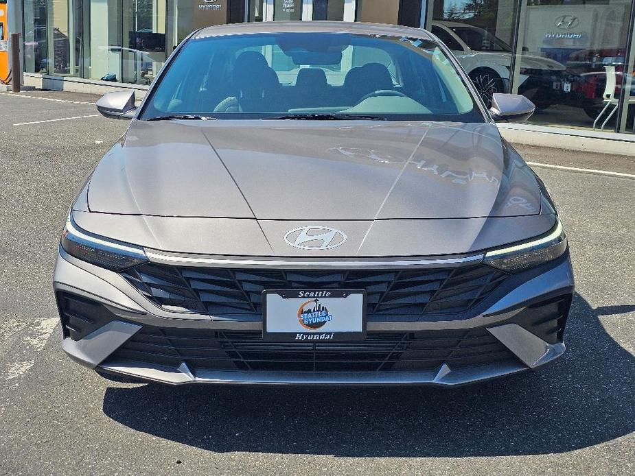 new 2024 Hyundai Elantra car, priced at $23,360