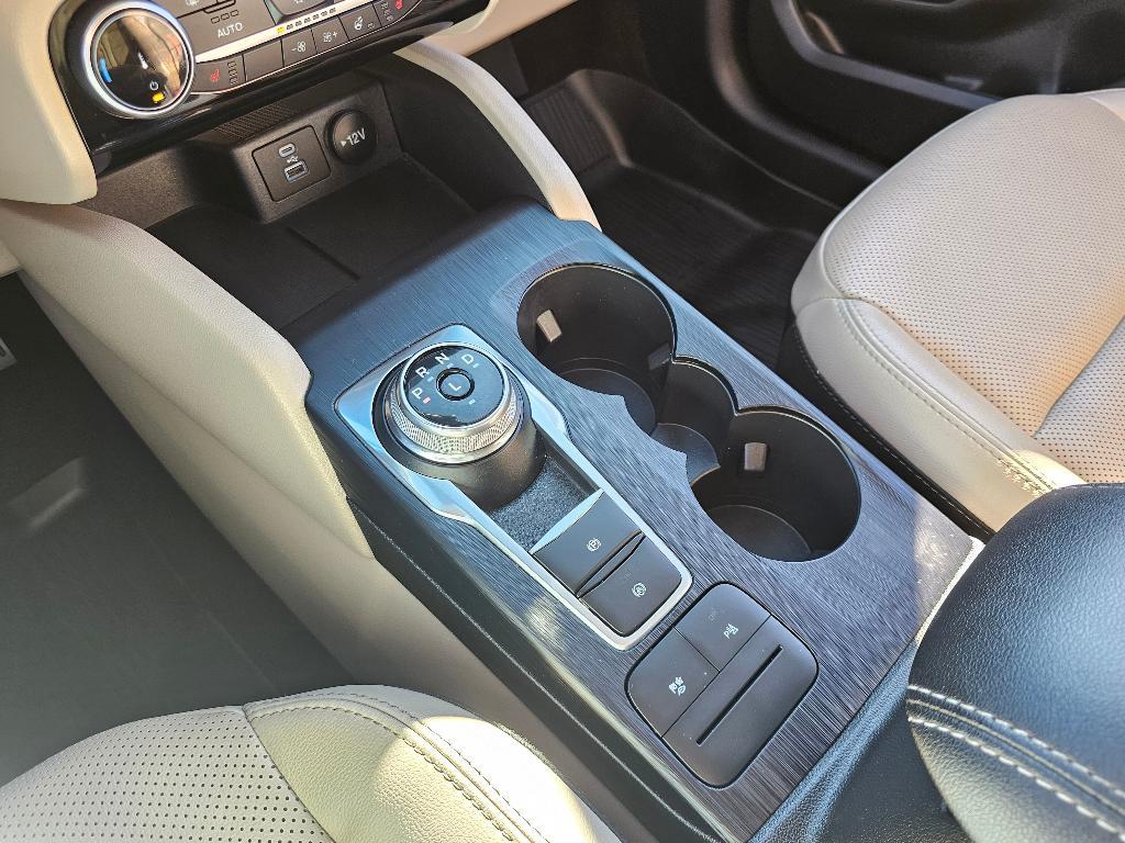 used 2022 Ford Escape car, priced at $21,662
