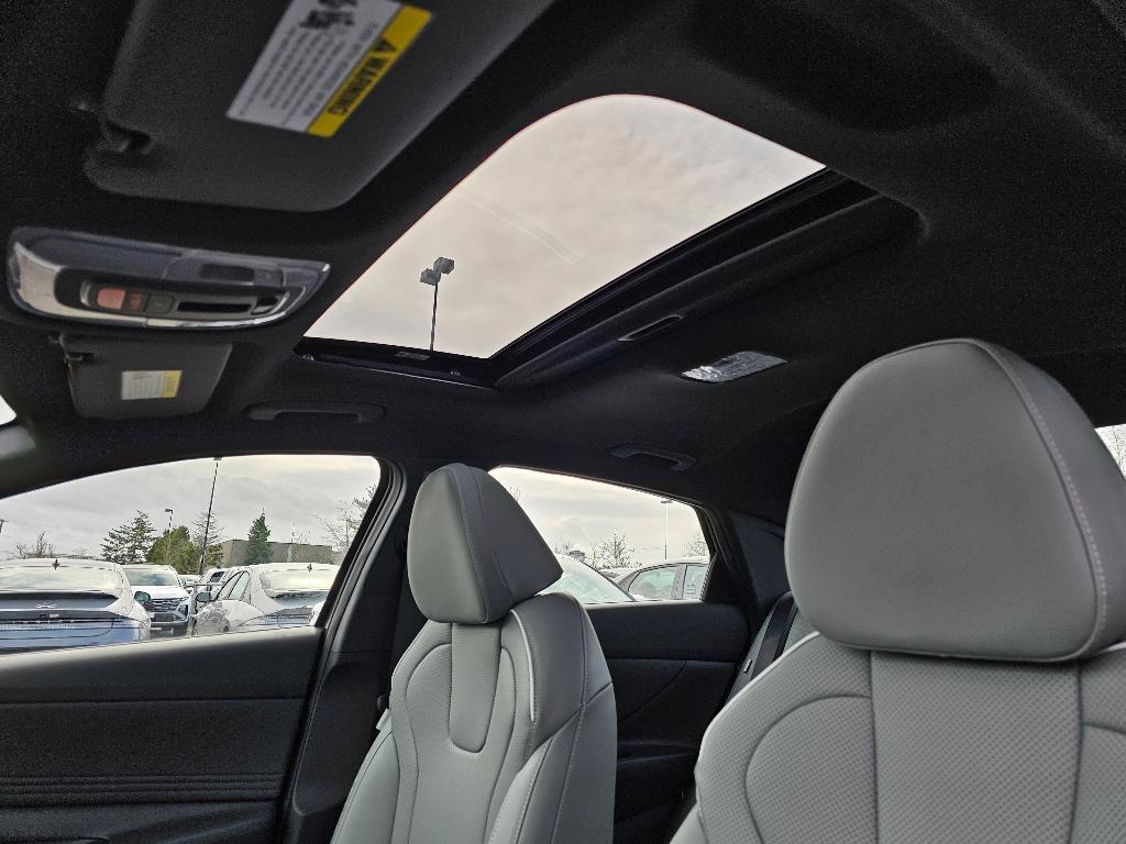 new 2025 Hyundai ELANTRA HEV car, priced at $29,888