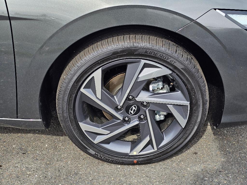 new 2025 Hyundai ELANTRA HEV car, priced at $29,888