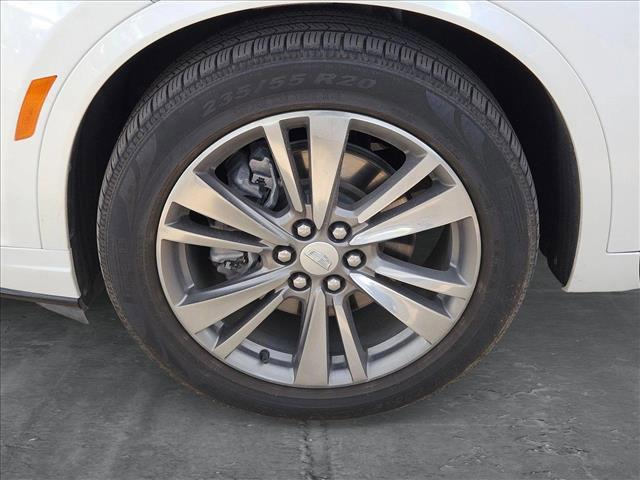 used 2021 Cadillac XT6 car, priced at $28,985