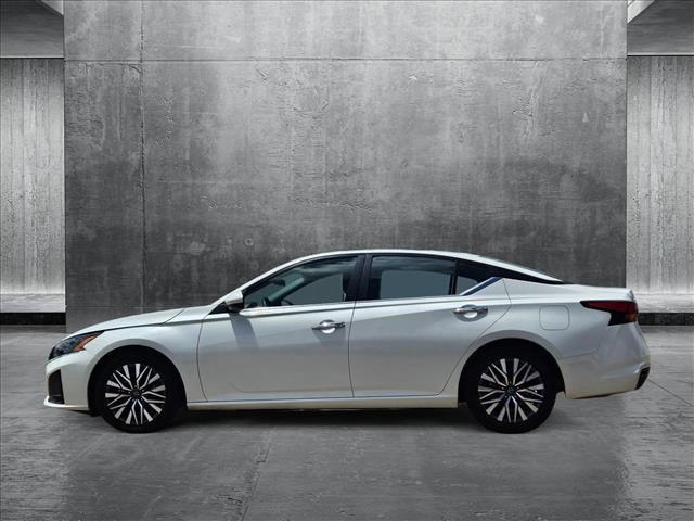 used 2023 Nissan Altima car, priced at $19,917