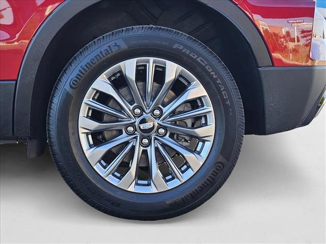 new 2024 Cadillac XT4 car, priced at $38,465