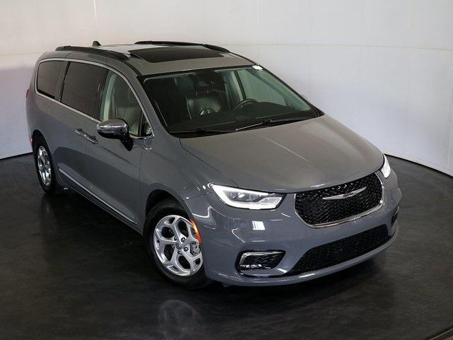 used 2023 Chrysler Pacifica car, priced at $27,040