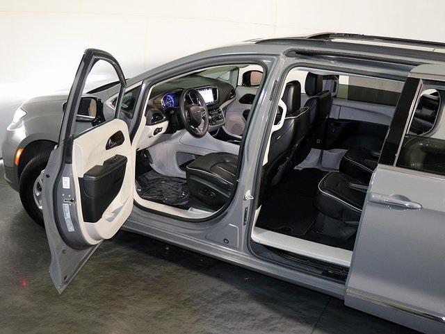 used 2023 Chrysler Pacifica car, priced at $27,040