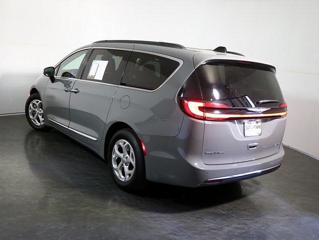 used 2023 Chrysler Pacifica car, priced at $27,040
