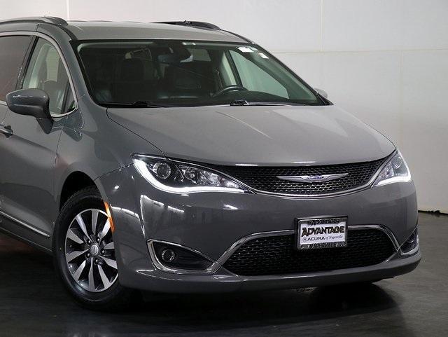 used 2020 Chrysler Pacifica car, priced at $22,205