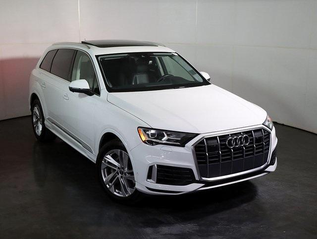 used 2023 Audi Q7 car, priced at $37,231